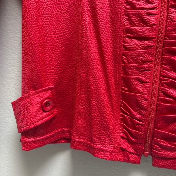 Red Ruched Women's Jacket - Picture 7 of 8
